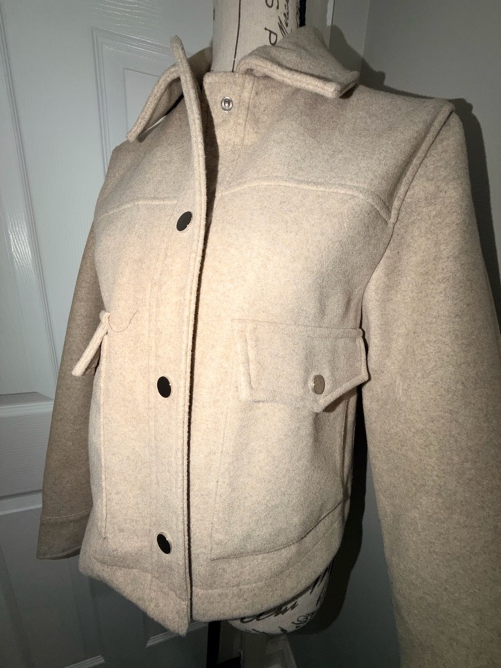 ZARA Cropped Utility Jacket – Soft Beige - Picture 9 of 13